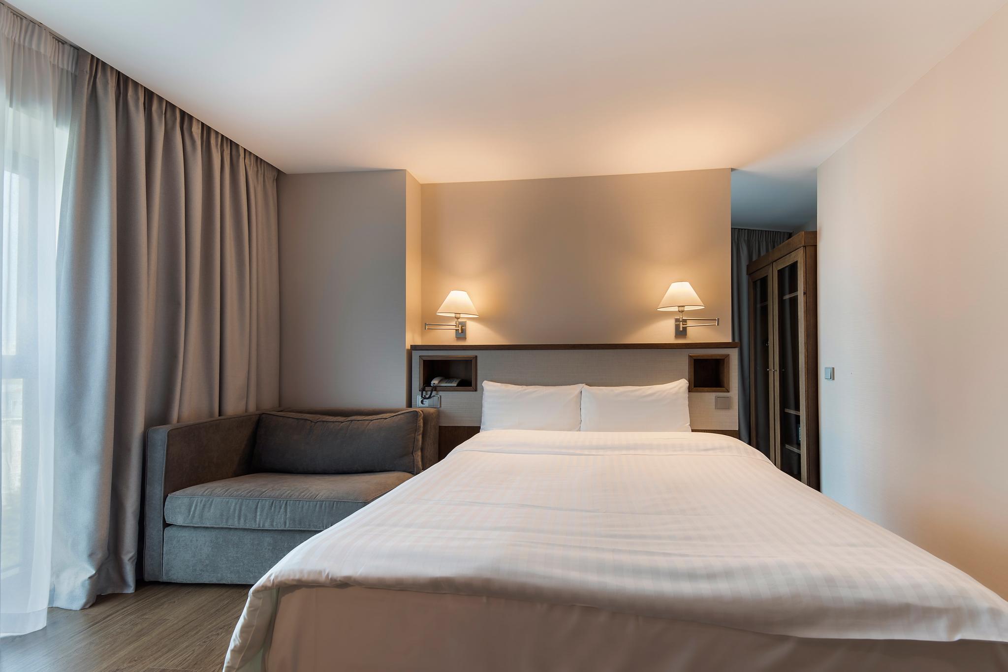 Hotel Ch Boekarest Buitenkant foto